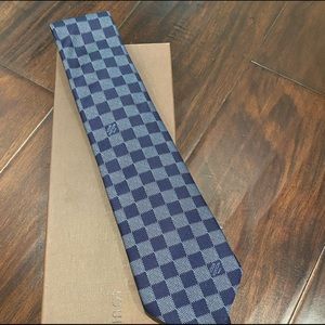 Louis Vuitton Damier Men's Tie